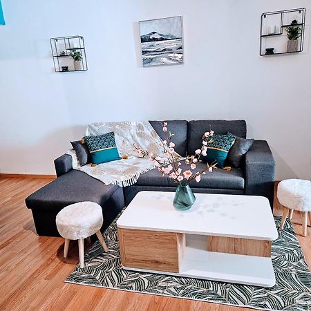 Spacieux Et Charmant Appartement De 47 M2 Charleville-Mézières Dış mekan fotoğraf