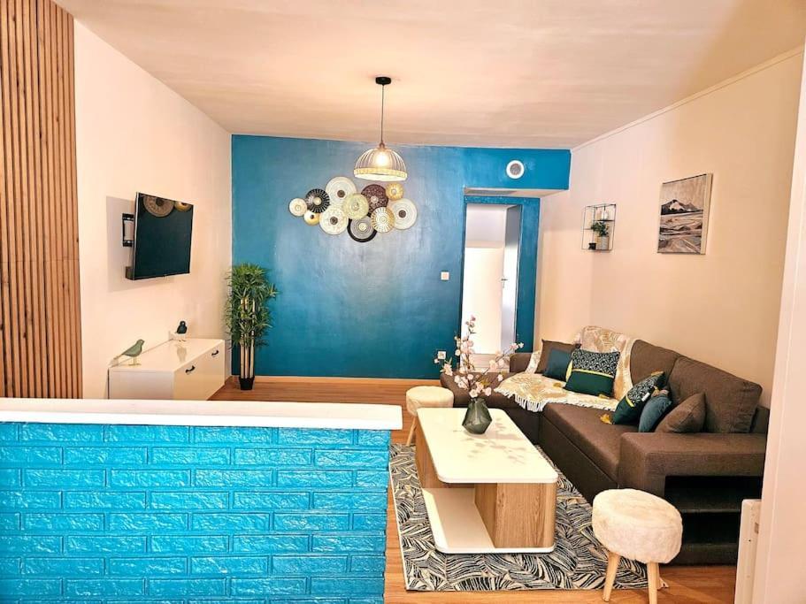 Spacieux Et Charmant Appartement De 47 M2 Charleville-Mézières Dış mekan fotoğraf